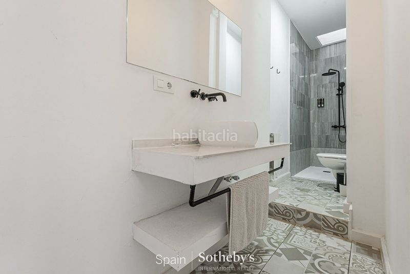 Foto e81ce3f7-bb48-449f-be53-e9d051213750. Apartament amb calefacció a Vila de Gràcia Barcelona