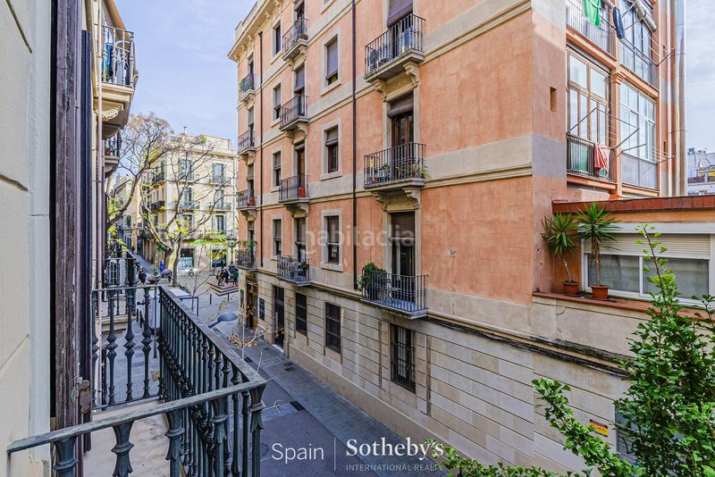 Foto f424f5a4-6089-4e36-8038-05f4e38c61da. Apartament amb calefacció a Vila de Gràcia Barcelona