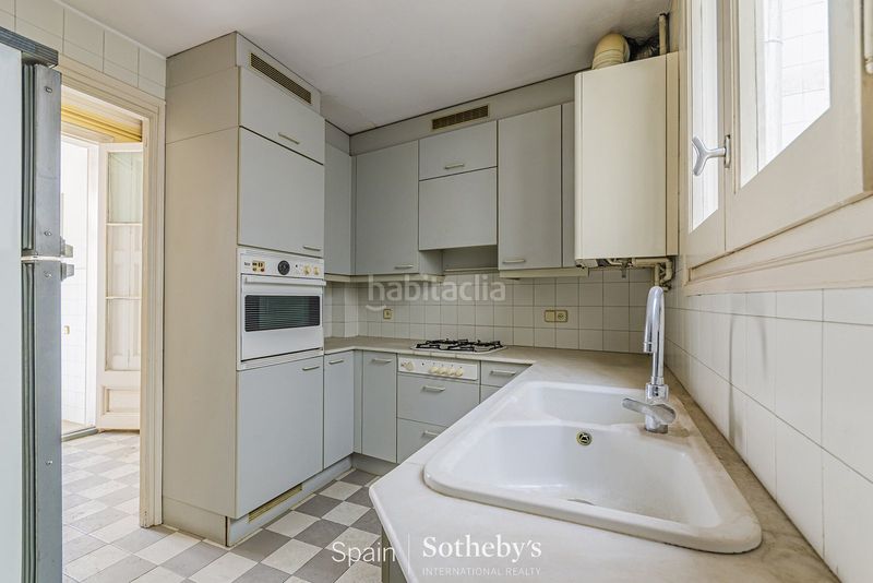 Foto 27e5bd29-eb59-456b-ba46-3af21c162337. Apartament amb calefacció a Dreta de l´Eixample Barcelona