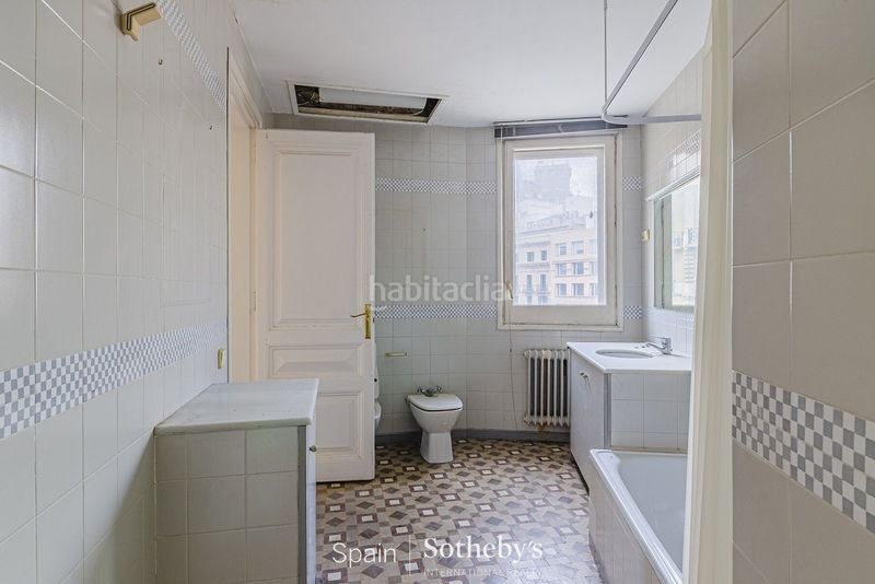 Foto 979fe794-22fc-4ae2-bec3-06a3b7a9cd23. Apartament amb calefacció a Dreta de l´Eixample Barcelona