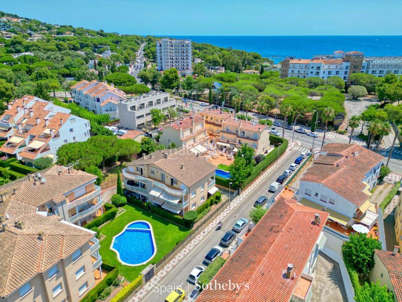 Foto ebd4a315-c13b-4a0e-9da4-0d3bc69353c3. Àtic amb calefacció aparcament piscina a Fenals Platja d´Aro