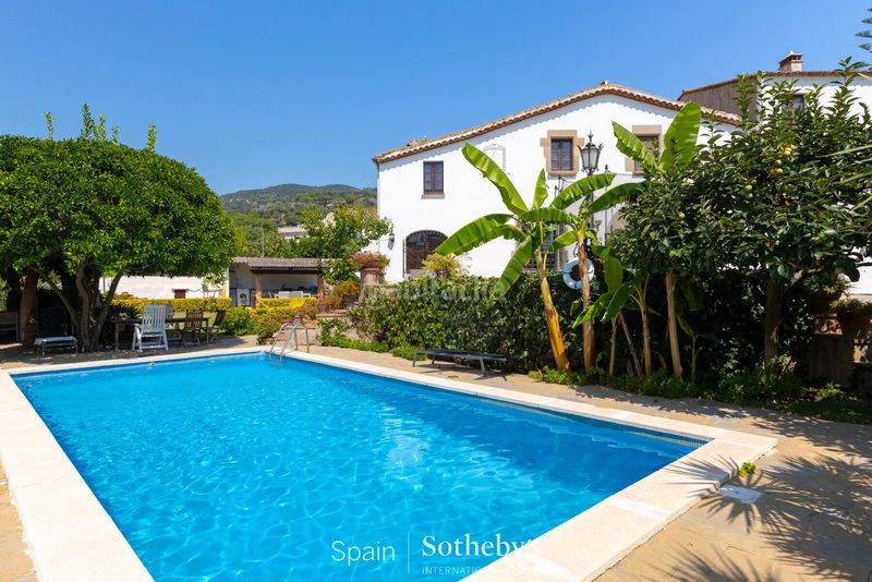 Foto a78da620-7b7a-49e8-a48b-943902571175. Haus mit heizung parking pool in Cabrera de Mar