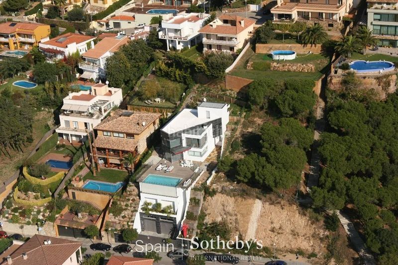 Foto 92303dff-49dc-48fc-871d-95e42496cd3a. Casa amb calefacció aparcament piscina a Santa Cristina-Sant Francesc Blanes