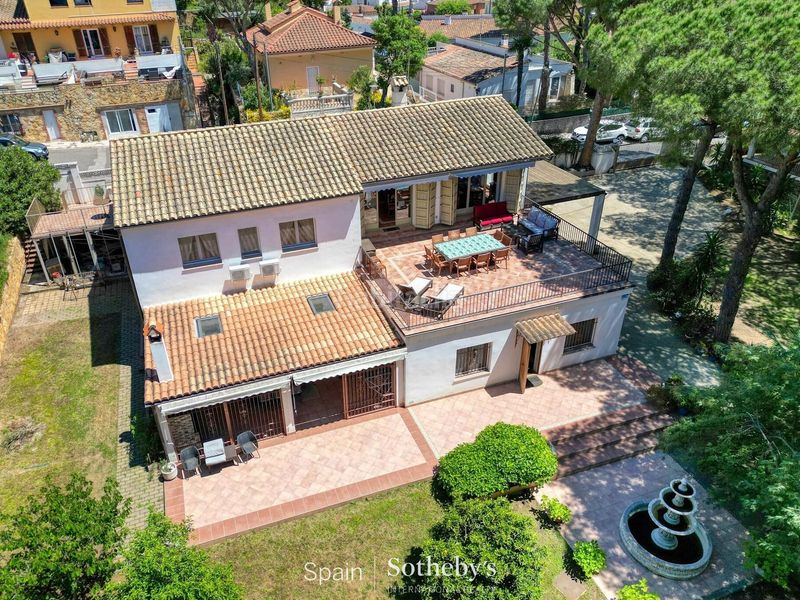 Foto 1872d32f-5266-4ad1-8345-9929c603561f. Casa amb calefacció aparcament a Fenals Platja d´Aro