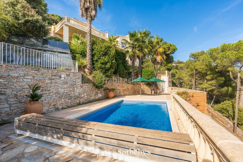 Foto 4535e412-9f13-432b-8992-566d43949d3b. Casa amb calefacció aparcament piscina a Fornells-Aiguablava Begur