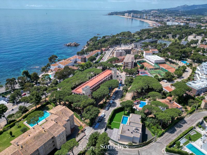 Foto 8f5c70fc-a6cd-4d3b-9f47-54ae31501f13. Casa amb calefacció aparcament piscina a Torre Valentina-Mas Vilar de La Mutxada-Treumal Sant Antoni de Calonge