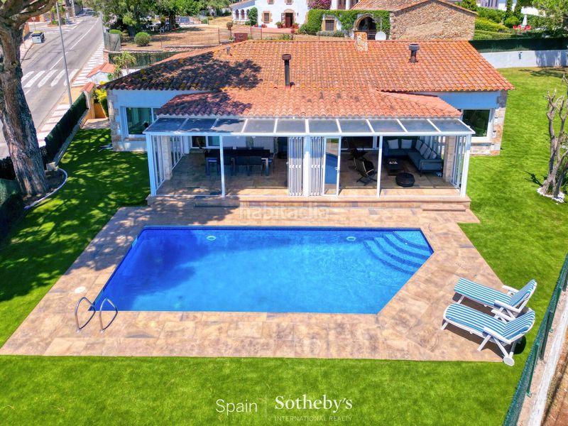 Foto 1686cd31-b790-4320-a820-fb91190fc353. Casa amb calefacció aparcament piscina a Fenals Platja d´Aro