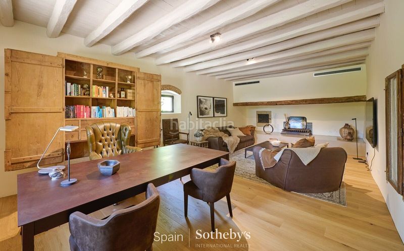 Foto 1a947d02-c896-4108-a574-e30fa3225bb7. Casa amb calefacció aparcament piscina a Alella