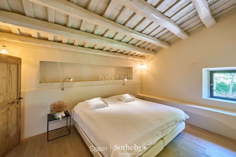 Foto d9d7990f-7753-4b66-b873-8c2e35c19e71. Casa amb calefacció aparcament piscina a Alella