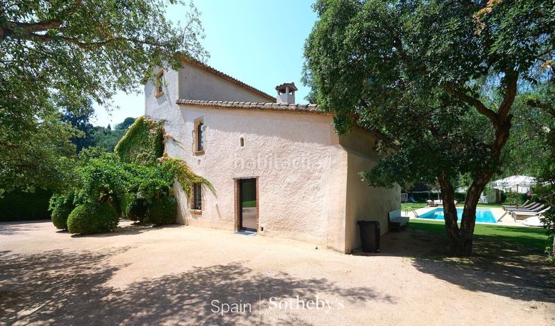 Foto eebb57b1-890a-411e-a3e0-b9583ae39d64. Casa amb calefacció aparcament piscina a Alella