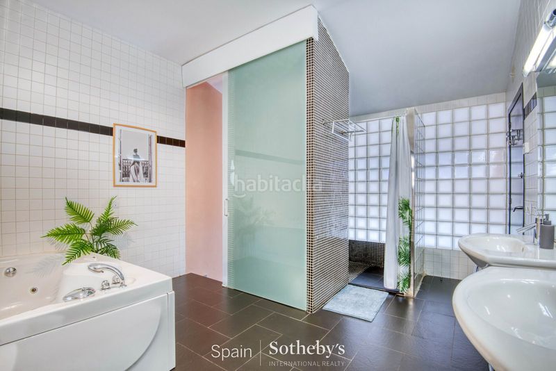 Foto a44bdf99-0a46-40ea-b46b-a8b352b54996. Casa amb calefacció aparcament piscina a Puntabrava-Port Salvi Sant Feliu de Guíxols