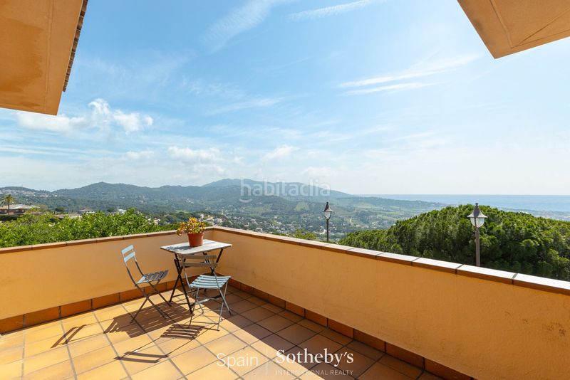 Foto 5d6ee2e9-d66e-44da-a107-b2f8fd5e6017. Casa amb calefacció aparcament piscina a Alella