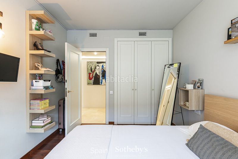 Foto 151d81f7-c37c-4a80-9b03-a04bc4a42c61. Apartament amb aparcament piscina a Can Girona - Terramar - Vinyet Sitges