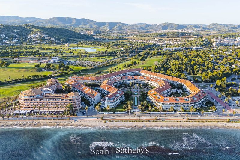 Foto a38603a7-460a-4933-a126-76084ed9172a. Apartament amb aparcament piscina a Can Girona - Terramar - Vinyet Sitges