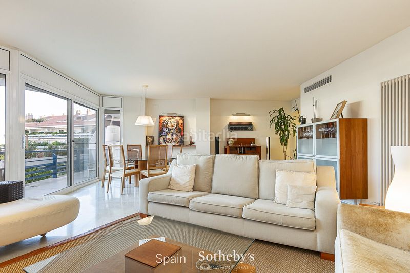 Foto ee576806-5027-4832-828f-4187d27d2589. Apartament amb aparcament piscina a Can Girona - Terramar - Vinyet Sitges