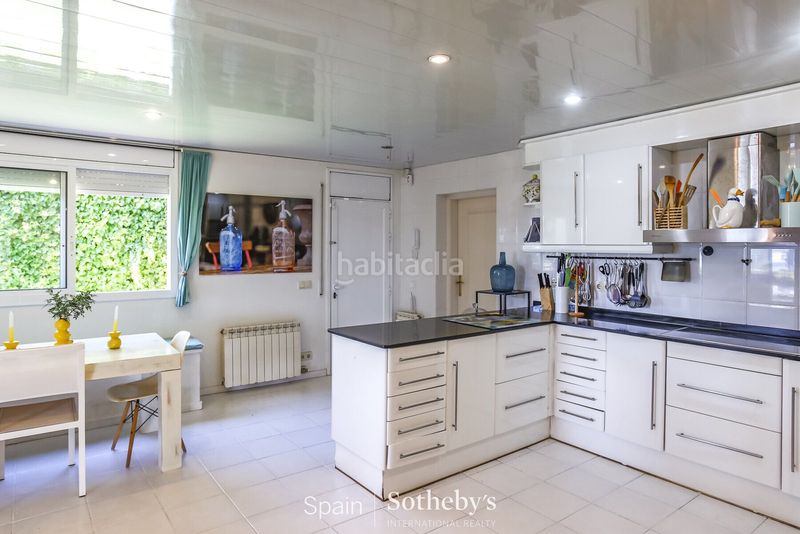 Foto aa8a5dd1-ed02-45d8-a9b4-3259941c4eb3. Casa amb calefacció aparcament piscina a Can Girona - Terramar - Vinyet Sitges
