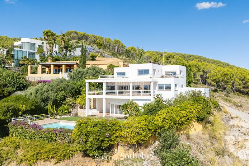 Foto c856ae6d-196a-452c-94cc-810725b23ee5. Casa amb calefacció aparcament piscina a Can Girona - Terramar - Vinyet Sitges