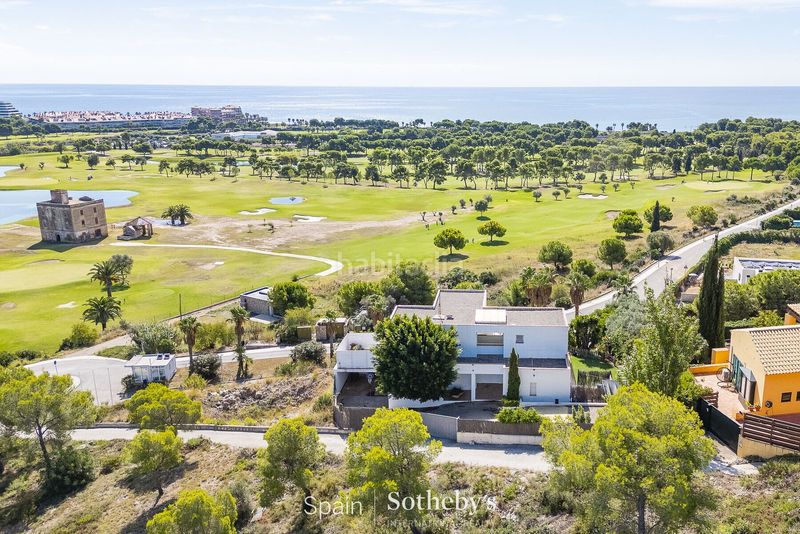 Foto d4a0e850-577a-4127-b093-e5132e1e49e9. Casa amb calefacció aparcament piscina a Can Girona - Terramar - Vinyet Sitges