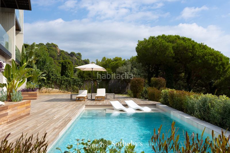 Foto a035874a-167e-401c-bbec-269af5580c09. Casa con riscaldamento parcheggio piscina in Cabrils