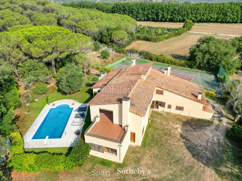 Foto b5be2f1a-5d49-4dd7-831a-b27bc5e0284c. Casa amb calefacció aparcament piscina a Santa Cristina Poble Santa Cristina d´Aro