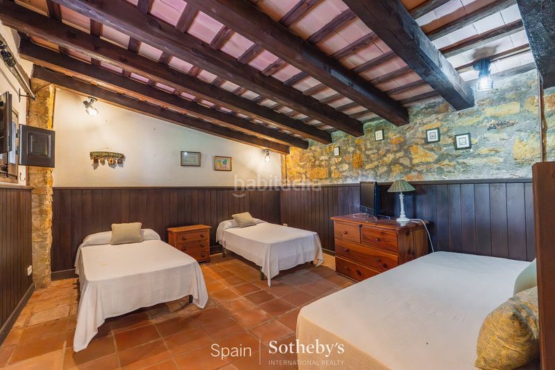 Foto c4a26a3b-bf50-44ce-9ff4-568f707d4fc9. Casa amb aparcament piscina a residencial Begur-esclanyà Begur