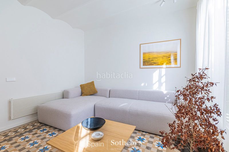 Foto 2995b616-6b0e-4ad1-b329-bfc2d26d76eb. Apartamento piso renovado con características originales en el barrio gótico en Barcelona