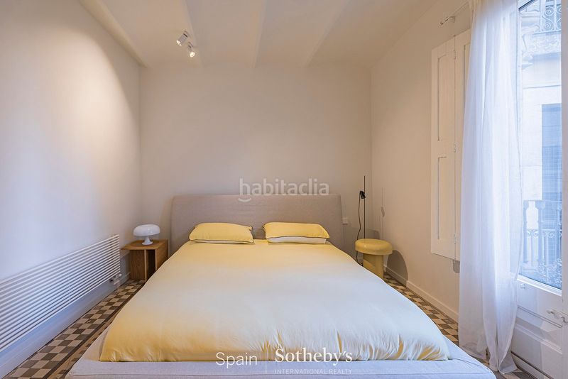 Foto 877ccda8-e9b5-4e85-bf17-b99e09e43e18. Apartamento piso renovado con características originales en el barrio gótico en Barcelona