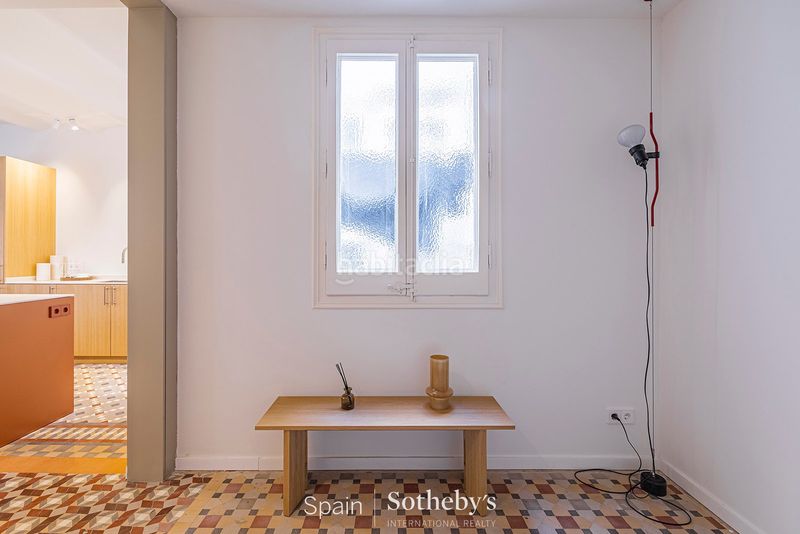 Foto 96ce7117-61c5-4e53-bd89-0c945b4df44b. Apartamento piso renovado con características originales en el barrio gótico en Barcelona