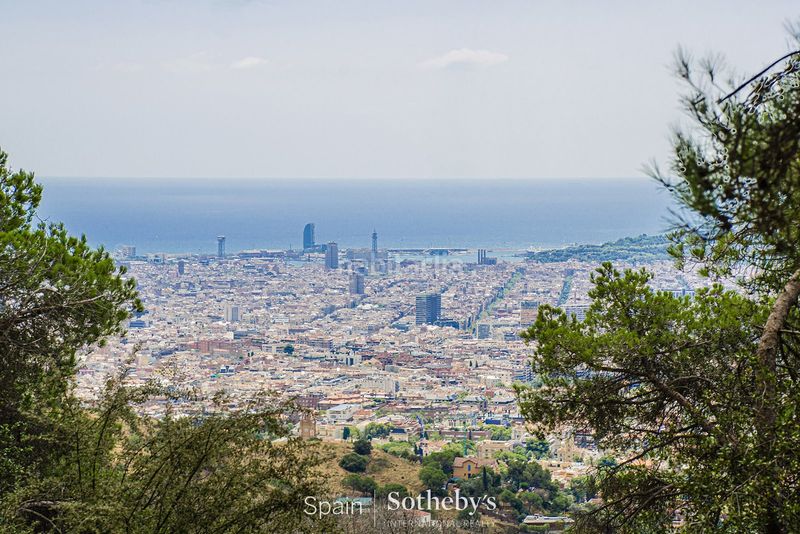 Foto bf7204c4-9bc2-4a96-87a7-5e5f9b6d609f. Terreny residencial a Vallvidrera - Tibidabo - Les Planes Barcelona
