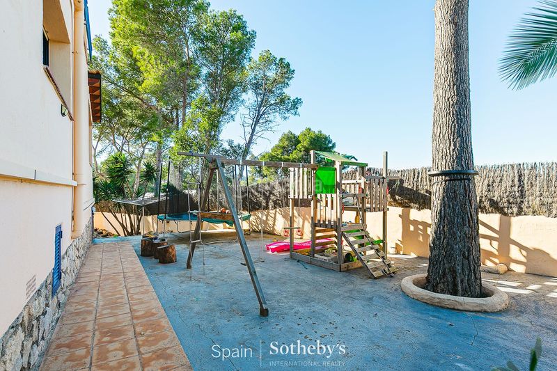 Foto c89709b2-81d5-4b81-940d-016c7b67611e. Casa amb calefacció aparcament piscina a Olivella