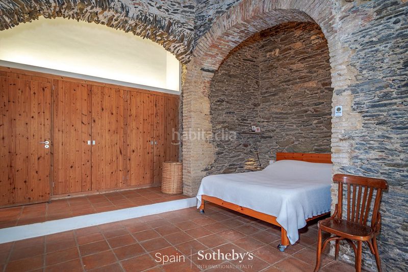 Foto c3a23545-b1cc-4988-97b5-ca932412f5a2. Casa amb aparcament a Cadaqués