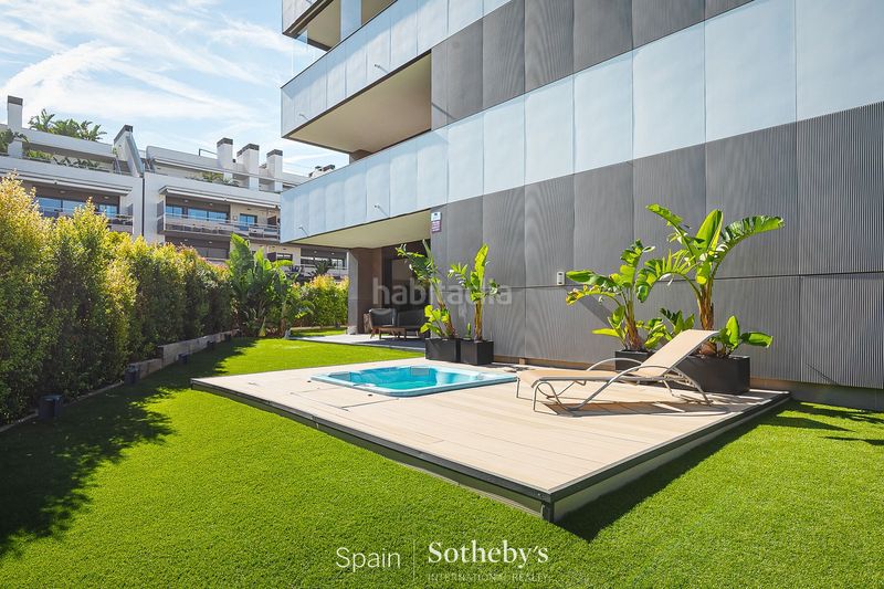Foto 42750499-35a8-4920-992e-3c6c6f3ffed5. Apartament amb aparcament piscina a Aiguadolç - Sant Sebastià Sitges