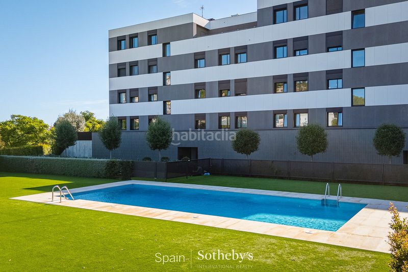 Foto 9d49094f-d724-4ccf-875e-73651f4c097f. Apartament amb aparcament piscina a Aiguadolç - Sant Sebastià Sitges