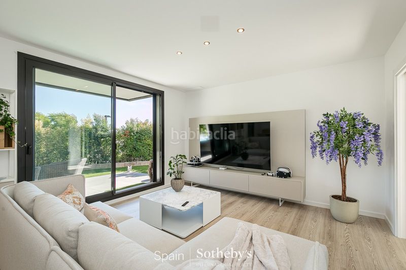 Foto cbb3f160-1afa-40a7-b476-43eaee99db9f. Apartament amb aparcament piscina a Aiguadolç - Sant Sebastià Sitges