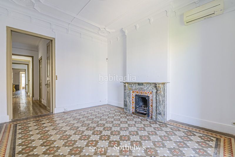 Foto 2a10243f-d8f9-49ea-a724-ff170068752f. Apartament amb calefacció a Dreta de l´Eixample Barcelona