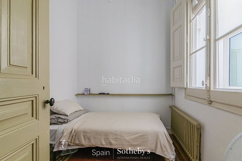 Foto 50e58aa2-f4f5-47c2-82eb-b7f8ffd575e5. Apartament amb calefacció a Dreta de l´Eixample Barcelona