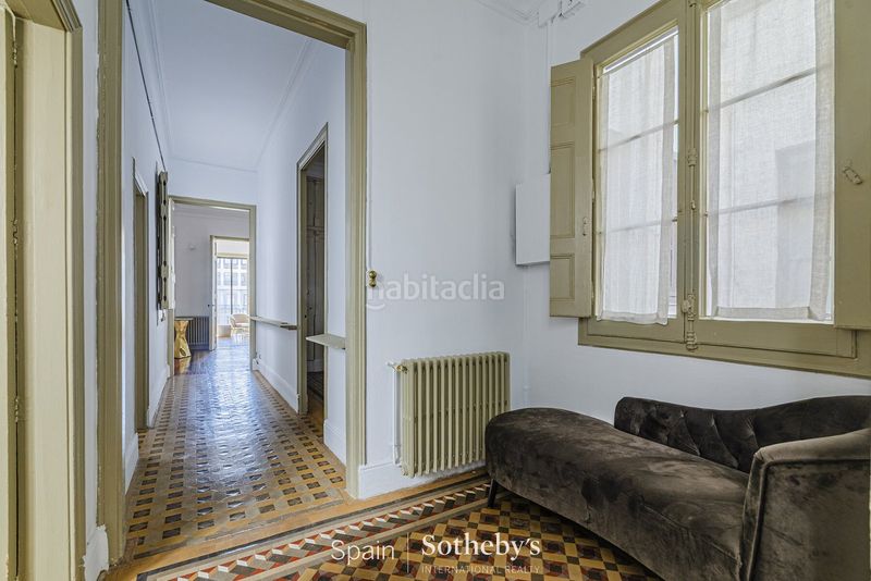 Foto f2fc40a5-b9cc-4f40-84c7-dd5a4ea49d30. Apartament amb calefacció a Dreta de l´Eixample Barcelona