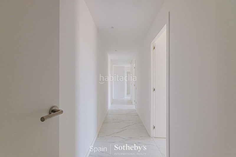 Foto 3b7b1e38-f9f5-468e-94a1-be45c73ea2e2. Àtic amb calefacció a Dreta de l´Eixample Barcelona