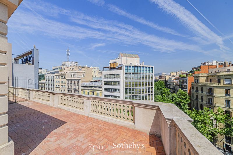 Foto db455a84-f6e3-4883-883a-ec0a0c2d9a40. Àtic amb calefacció a Dreta de l´Eixample Barcelona