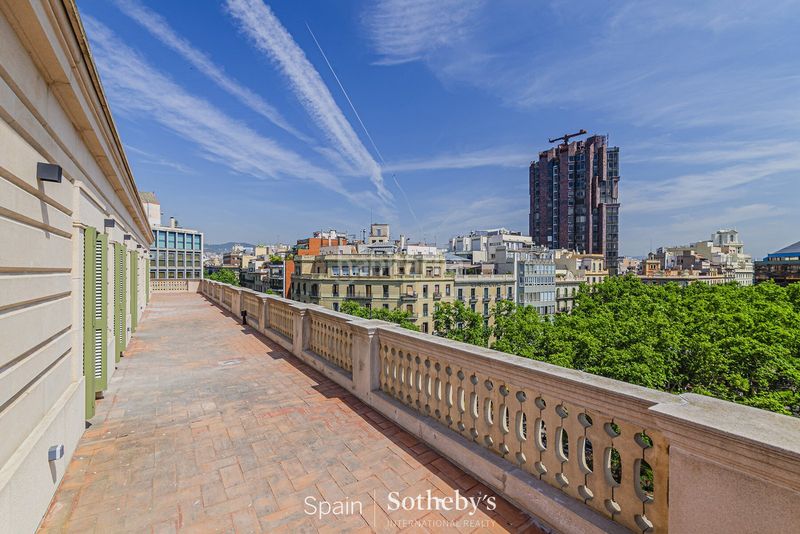 Foto ecdbb204-fbea-4232-81eb-a5fbf20a90b4. Àtic amb calefacció a Dreta de l´Eixample Barcelona