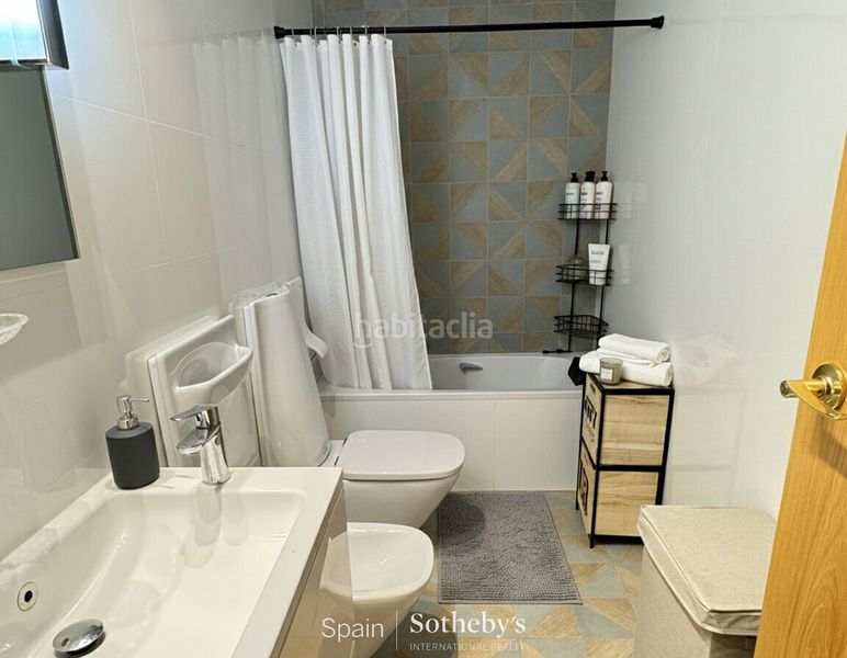 Foto 9925d0e6-d8ea-4930-9f07-b1772b47d847. Apartament amb aparcament a Els Molins - Pins Vens Sitges