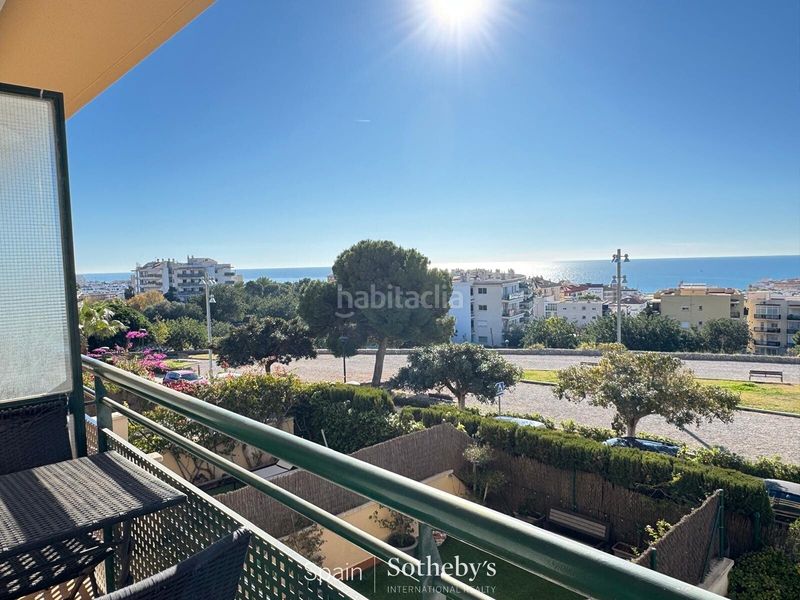 Foto b3995028-b0e5-4ab2-be12-49cf7dfa681a. Apartament amb aparcament a Els Molins - Pins Vens Sitges