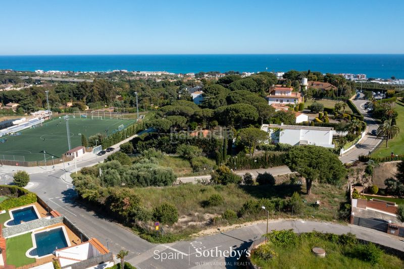 Foto f4c13f1e-db8e-4bcc-b581-34892d990333. Terreny residencial a Canafort-El Puntó Sant Andreu de Llavaneres
