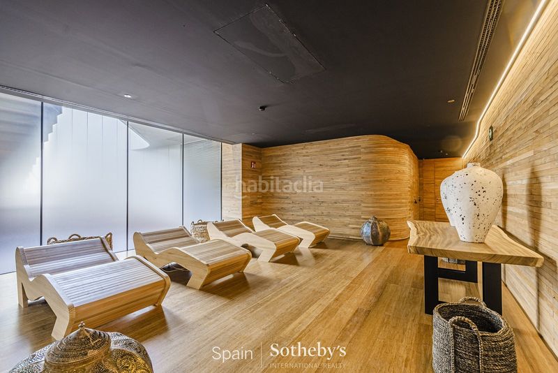 Foto fc4d7cf9-e97c-4328-9276-0b373abd5fda. Apartament amb calefacció aparcament piscina a Provençals del Poblenou Barcelona