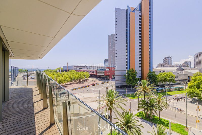 Foto fd3510dc-2b9c-4ce7-9fac-a6e8575fc724. Apartament amb calefacció aparcament piscina a Provençals del Poblenou Barcelona