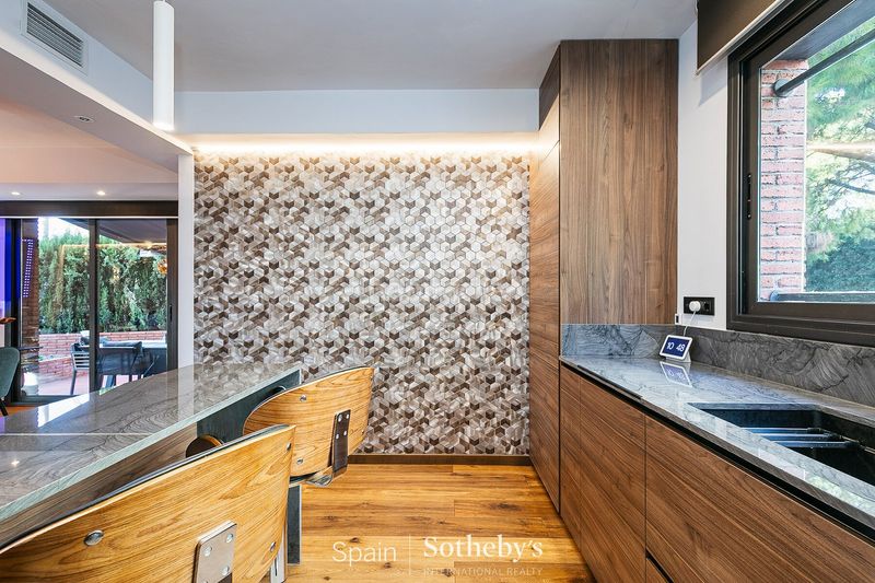Foto aa17ef7d-c7ef-4bf0-9a63-0b0fa6a5b0a0. Casa aparellada amb calefacció aparcament piscina a Sitges