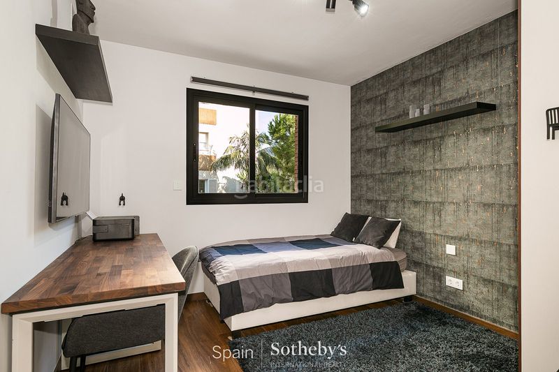 Foto eaf98bd3-ca8d-4b08-b16a-1a52ca3a9572. Casa aparellada amb calefacció aparcament piscina a Sitges