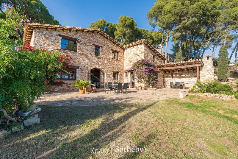 Foto c5c0ad4e-e77b-45bc-8a28-33389badea77. House in carrer sa punta negra 15 in Sa Riera-Sa Fontansa Begur