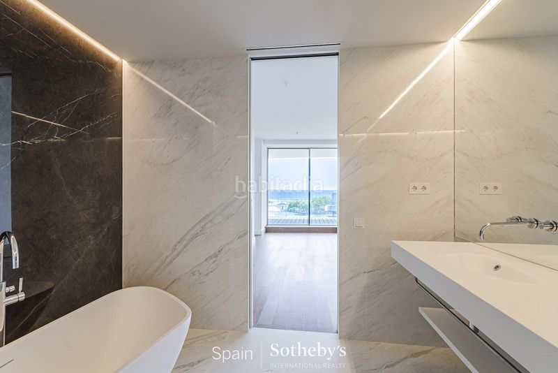 Foto 45b4c376-07ce-4e7a-b8bf-ec7b0dca779d. Apartament amb calefacció aparcament piscina a Provençals del Poblenou Barcelona