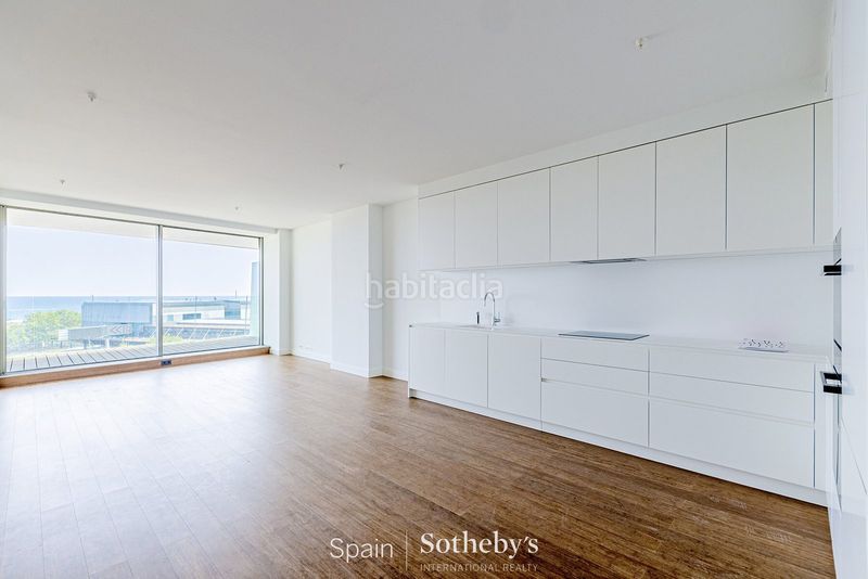Foto fca77eb6-0b71-4b4e-ac50-d48ca84a17e1. Apartament amb calefacció aparcament piscina a Provençals del Poblenou Barcelona
